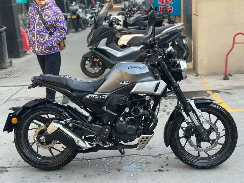 二手新大洲本田CBF190TR