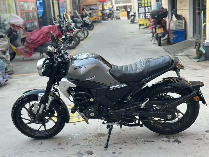 二手新大洲本田CBF190TR