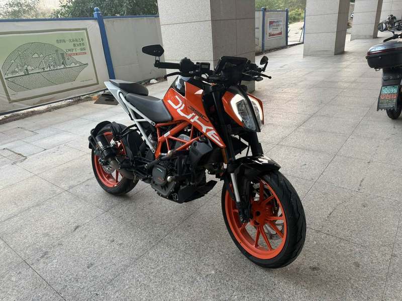 二手KTMR2R390 Duke