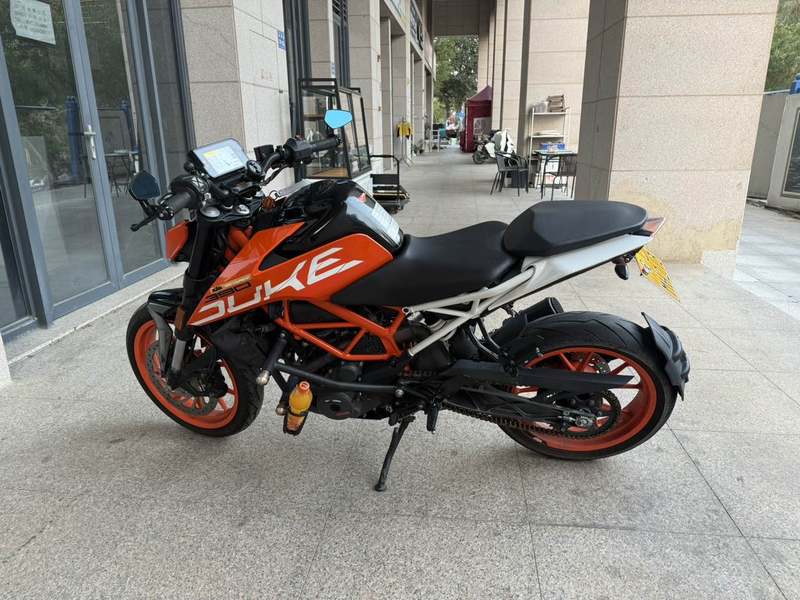 二手KTMR2R390 Duke