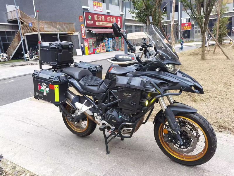 二手贝纳利TRK552