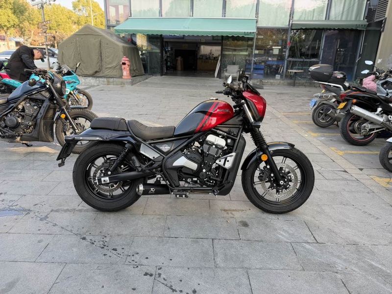 二手摩托莫里尼CALIBRO 坏小子