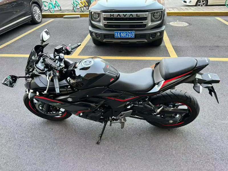 二手豪爵铃木GSX250R
