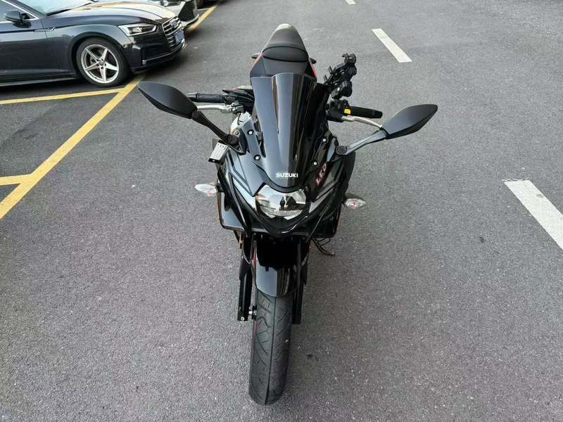 二手豪爵铃木GSX250R