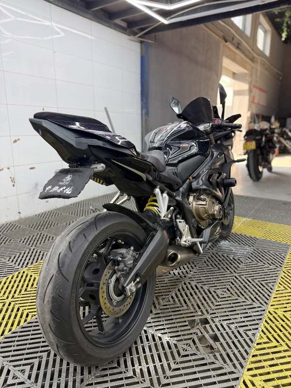 二手本田CBR650R