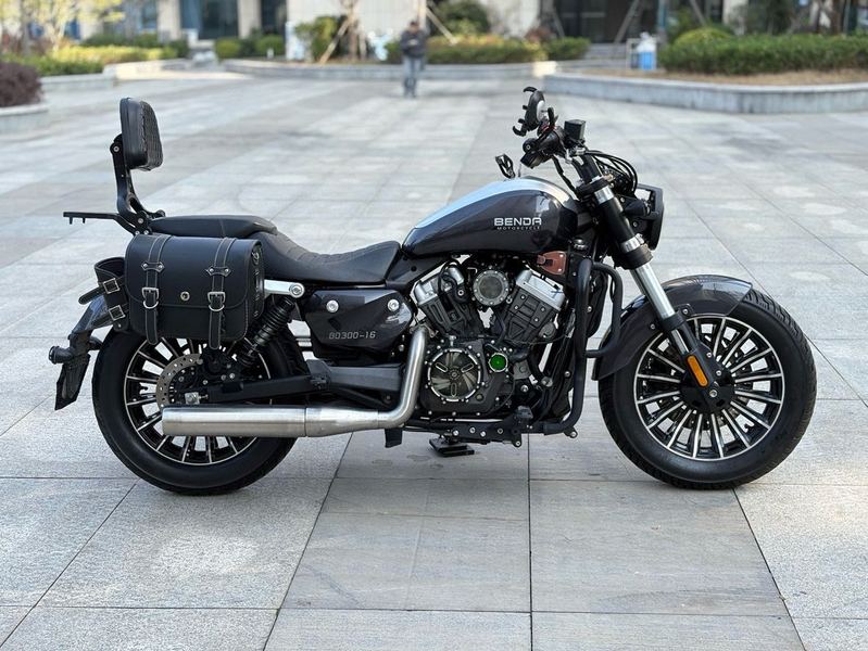 二手奔达Rock300 灰石