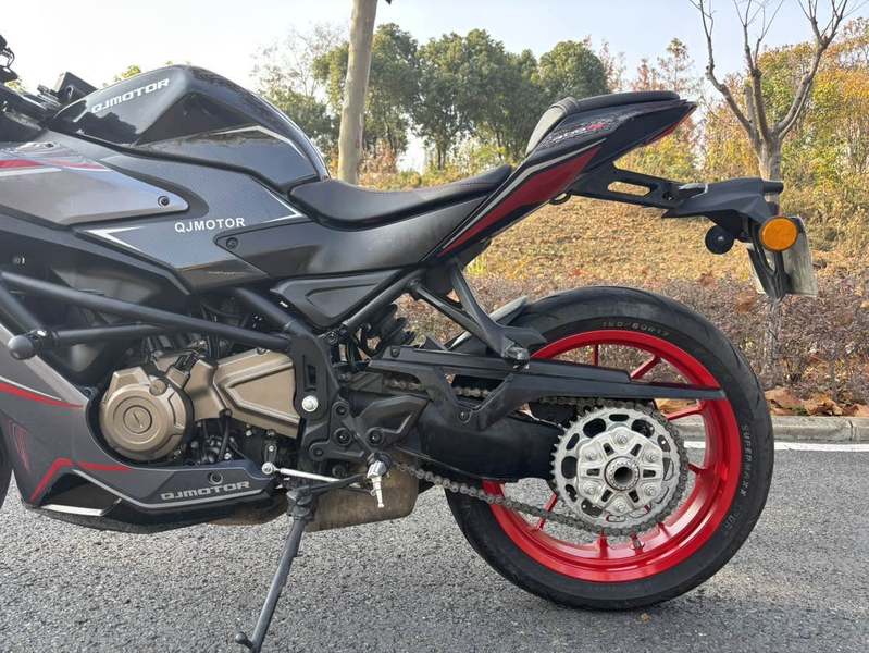 二手QJMOTOR赛400