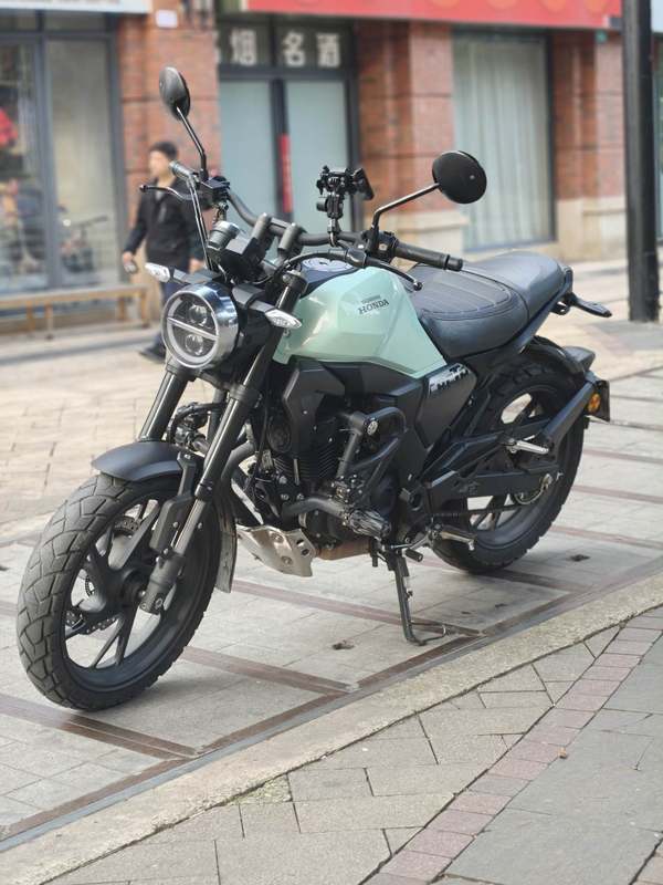 二手新大洲本田CBF190TR