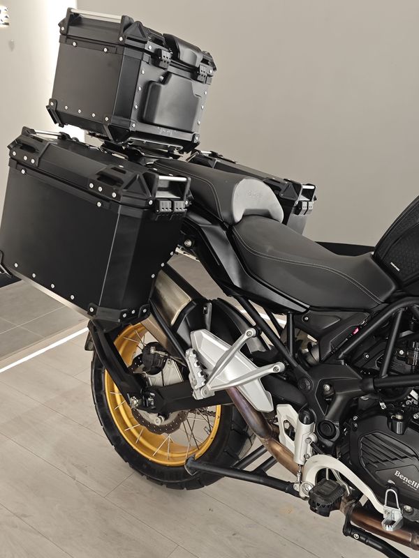 二手贝纳利TRK552