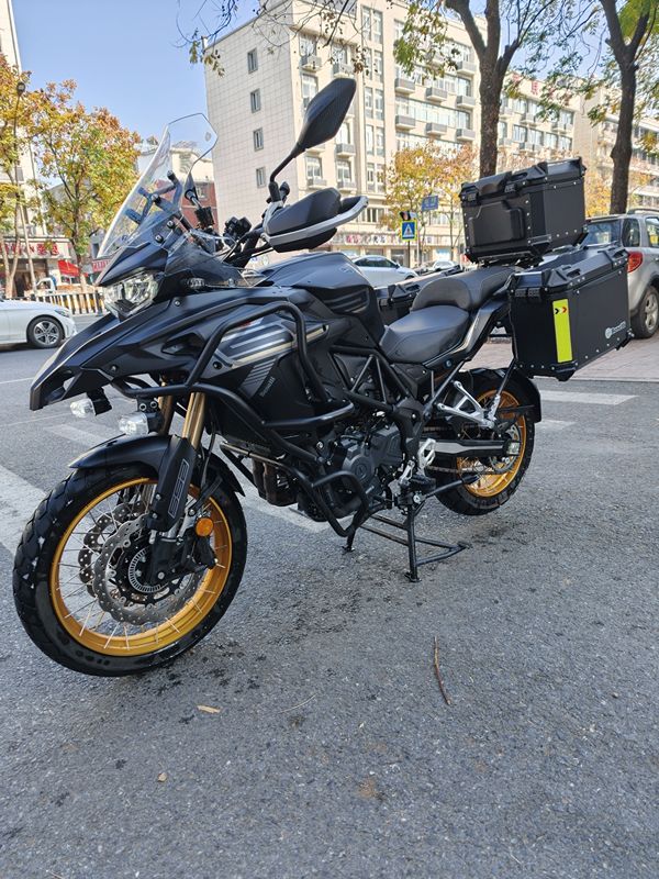 二手贝纳利TRK552