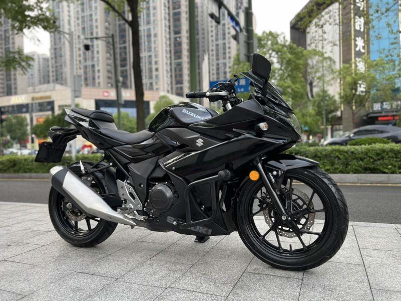 二手豪爵铃木GSX250R