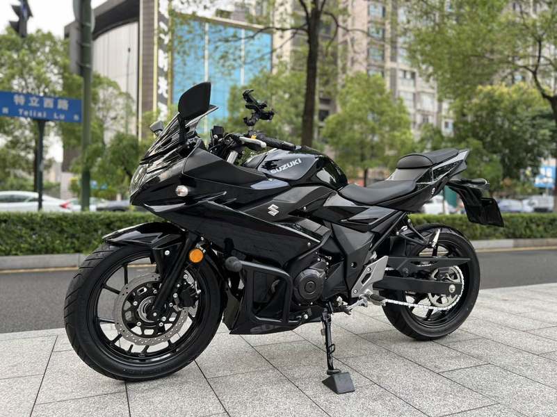 二手豪爵铃木GSX250R