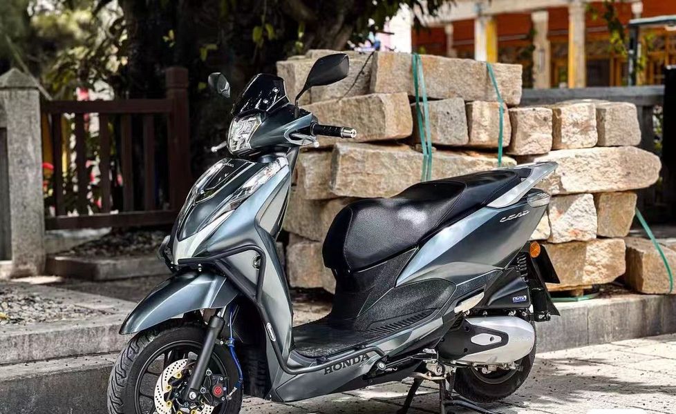 二手五羊本田Lead125