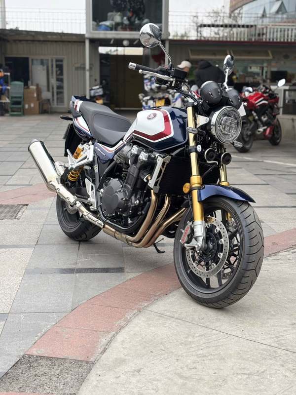 二手本田CB1300 Super Four