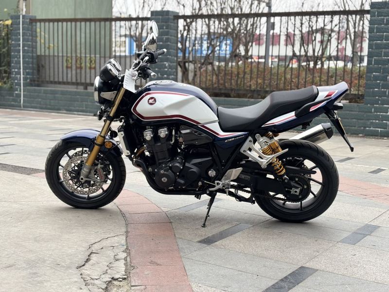 二手本田CB1300 Super Four