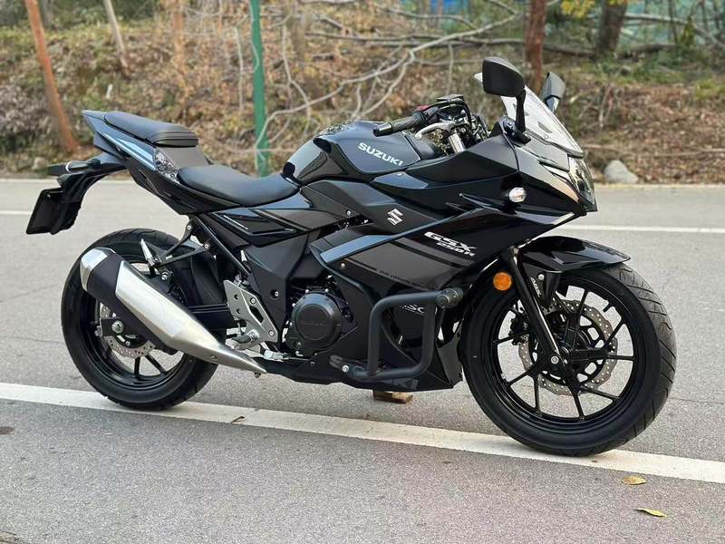 二手豪爵铃木GSX250R