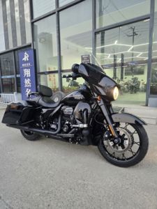 二手哈雷戴维森大道滑翔 Street Glide