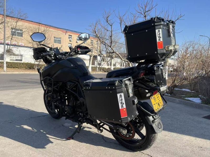 二手贝纳利TRK702