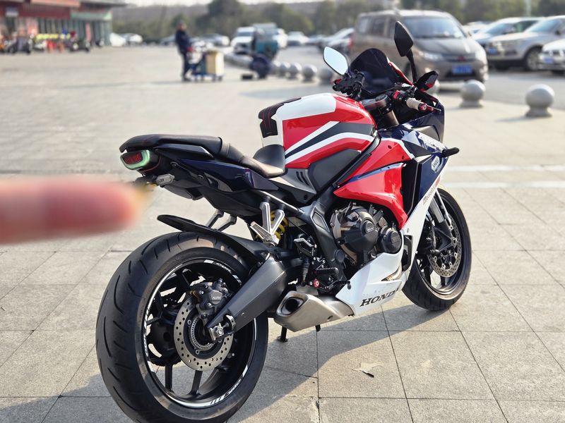 二手本田CBR650R