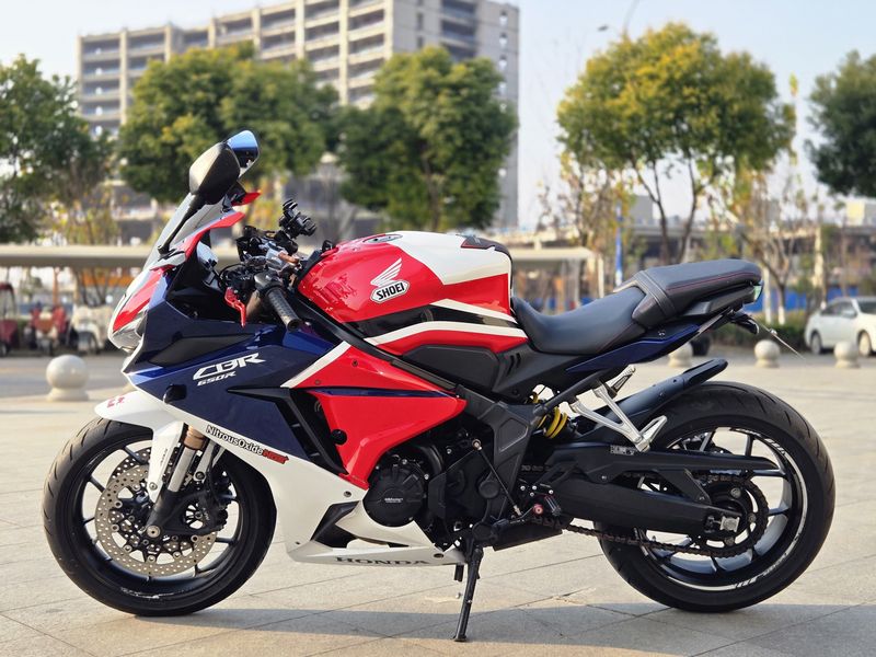 二手本田CBR650R