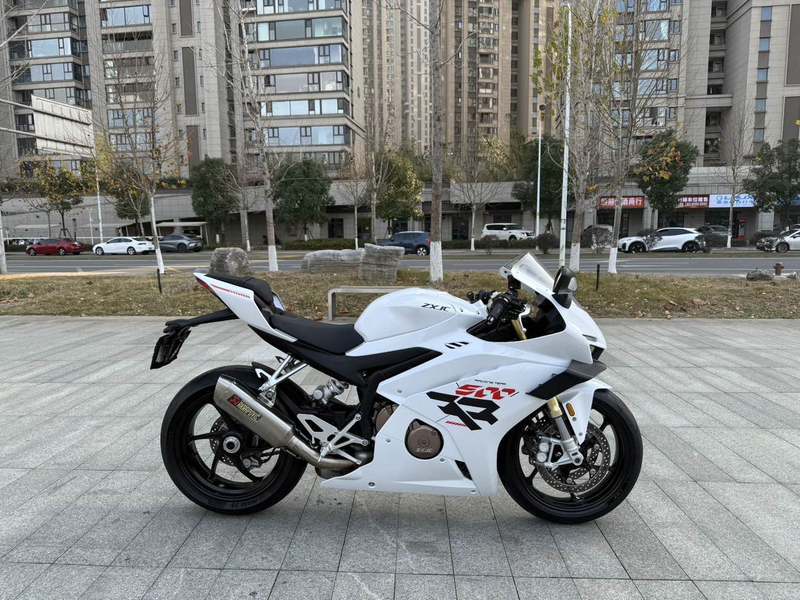 二手张雪机车500RR