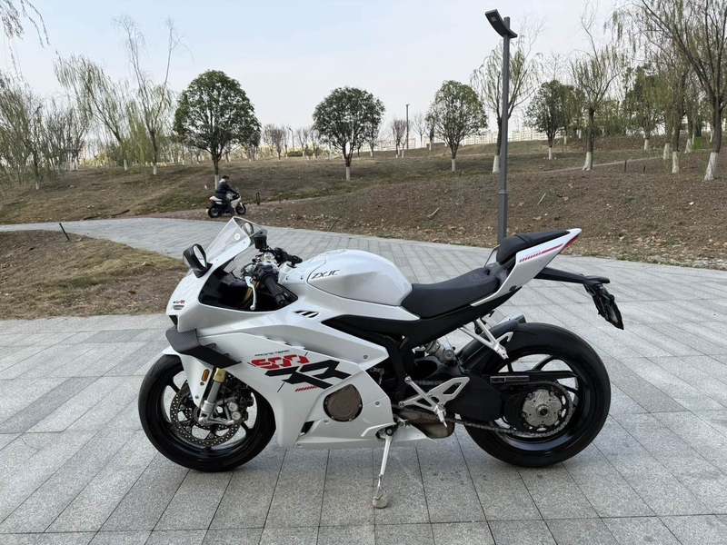 二手张雪机车500RR