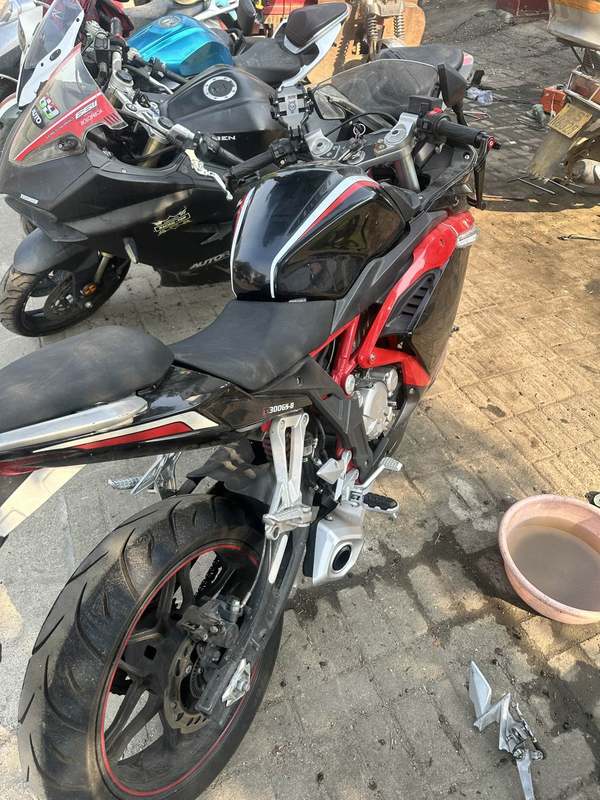 二手无极300RR