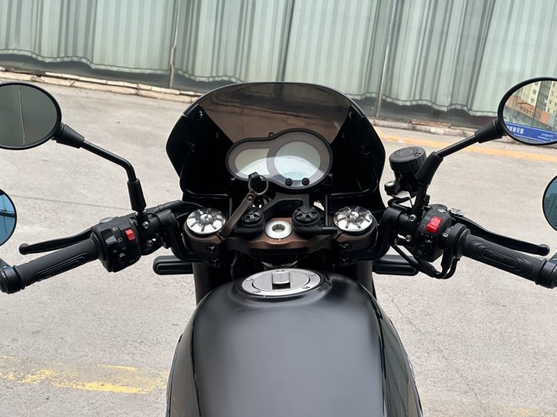 二手贝纳利幼狮 Leoncino 500