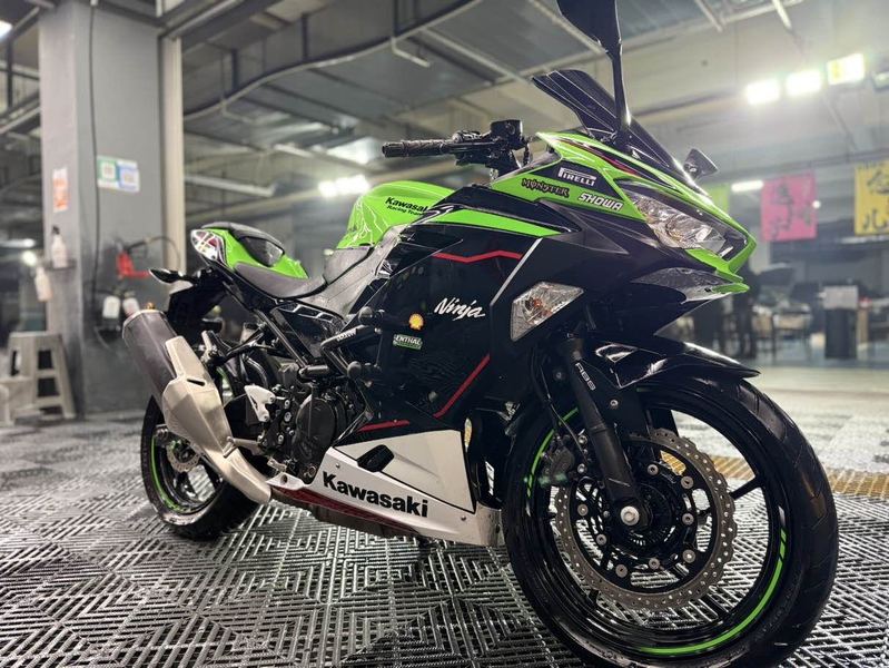 二手川崎Ninja 400