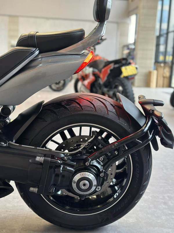 二手凯旋Rocket 3