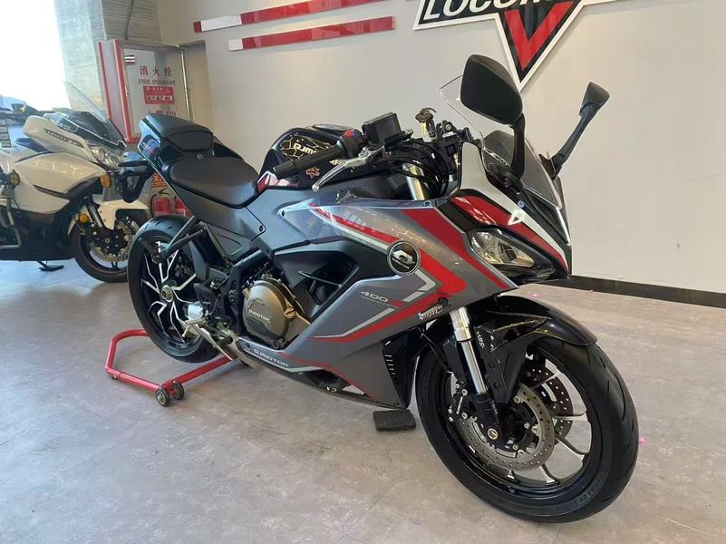 二手QJMOTOR赛400