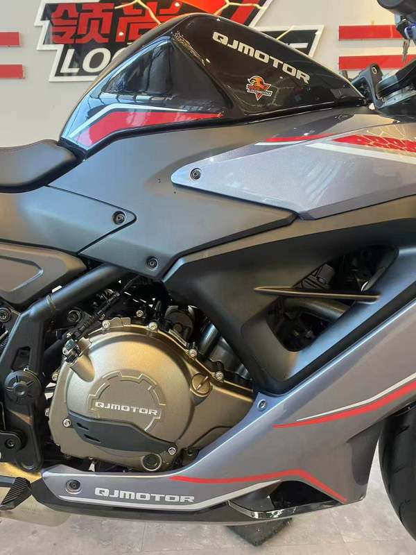 二手QJMOTOR赛400