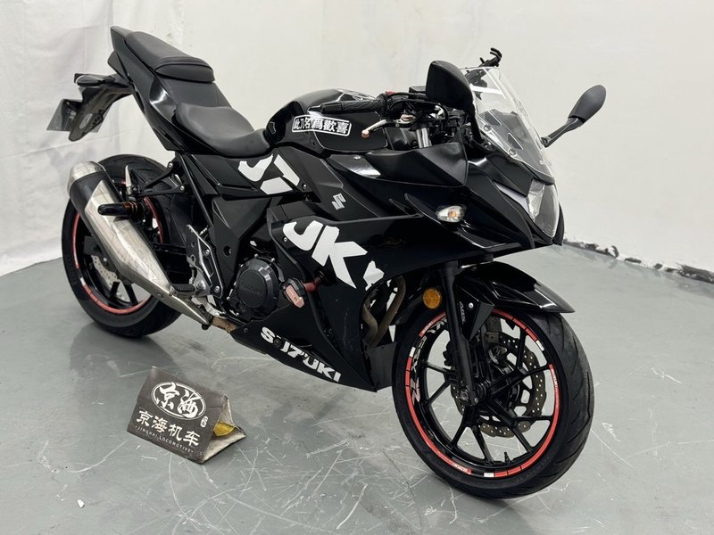 二手豪爵铃木GSX250R