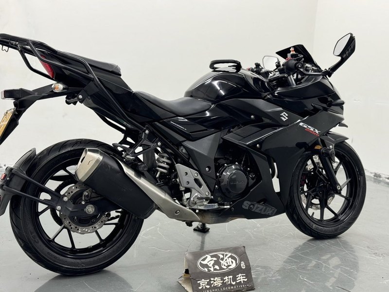 二手豪爵铃木GSX250R