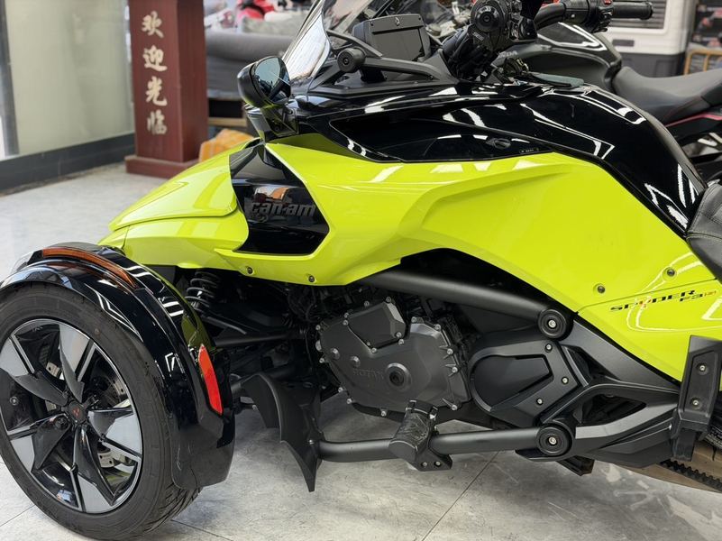 二手庞巴迪Spyder F3 