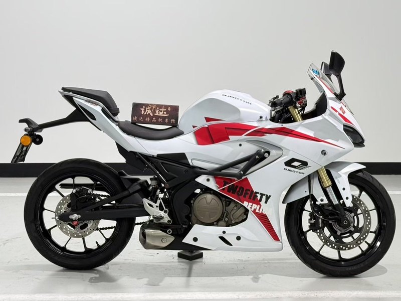 二手QJMOTOR赛250