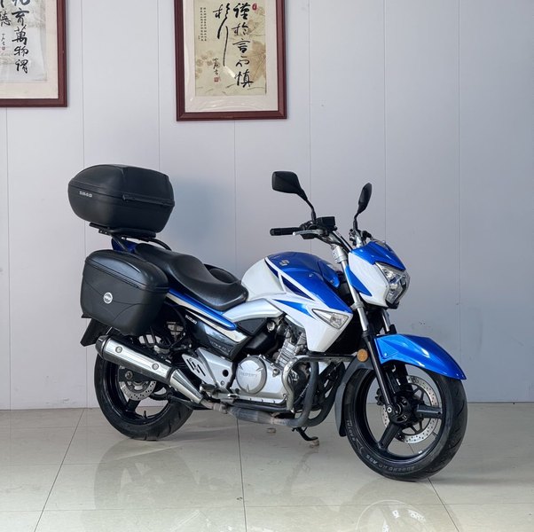 二手豪爵铃木骊驰 GW250