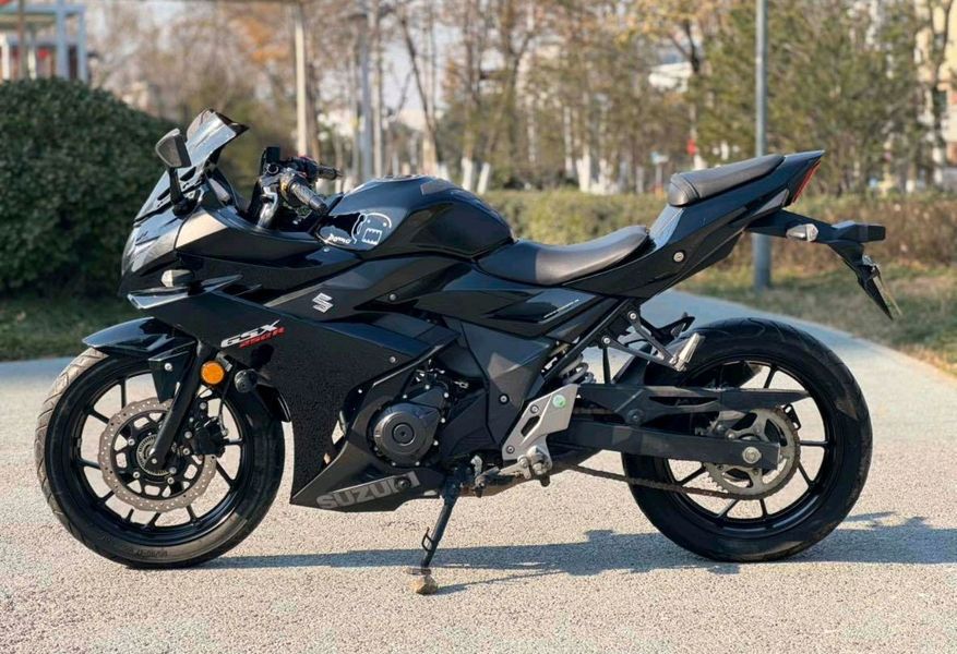 二手豪爵铃木GSX250R
