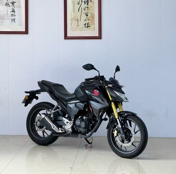 二手五羊本田CB190R 暴锋眼