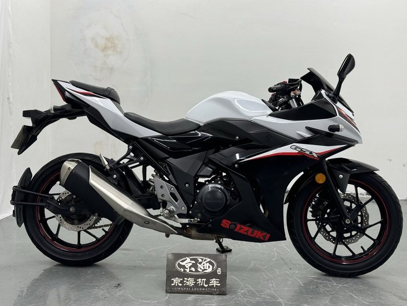 二手豪爵铃木GSX250R