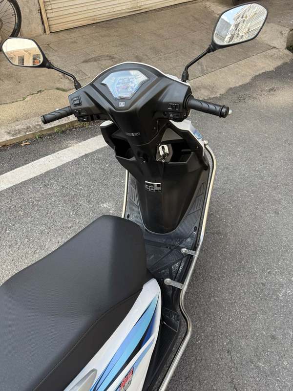 二手五羊本田Cruising 御鲨125