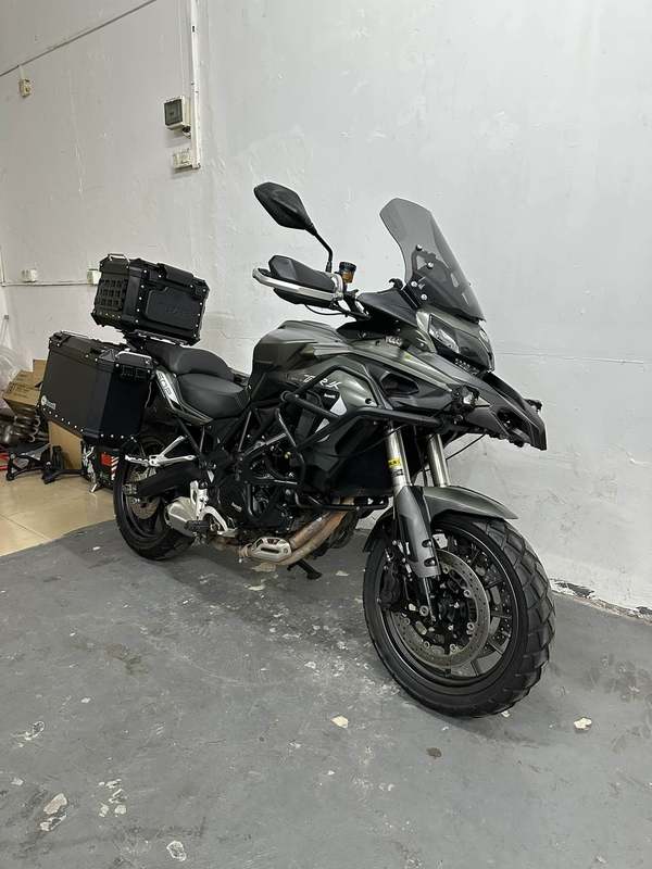 二手贝纳利金鹏 TRK502