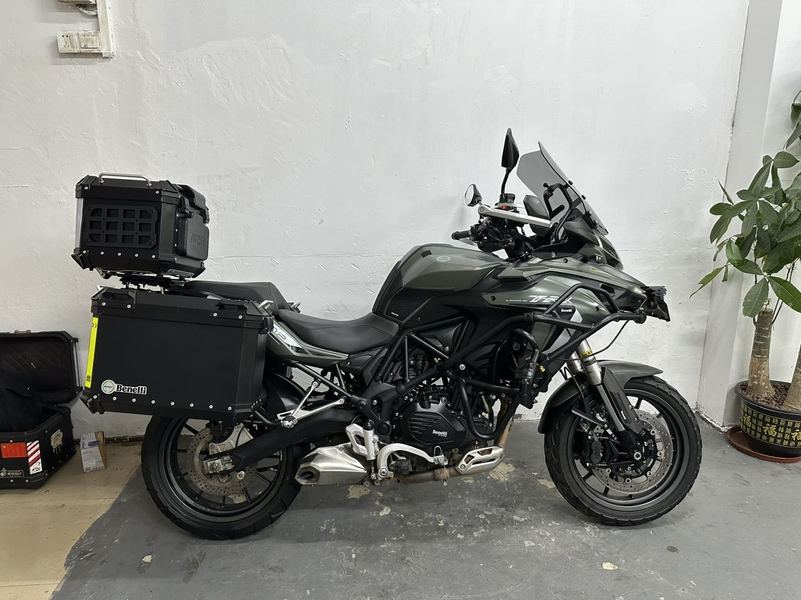 二手贝纳利金鹏 TRK502