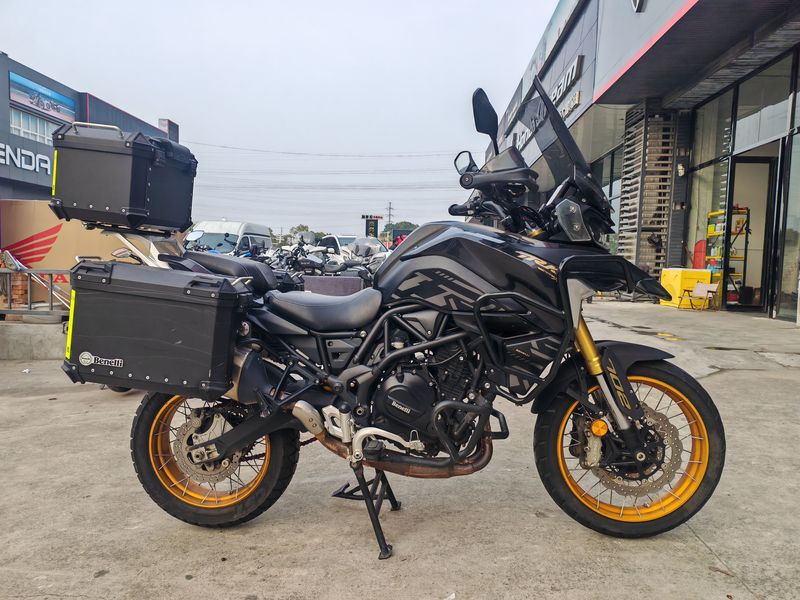 二手贝纳利TRK702