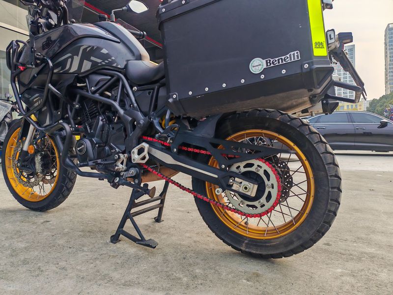 二手贝纳利TRK702