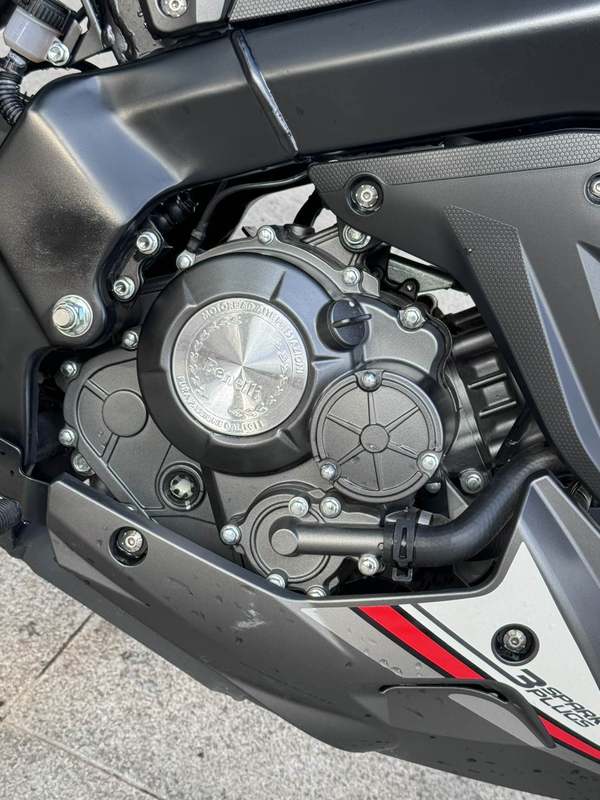 二手贝纳利小迅龙 BN150S