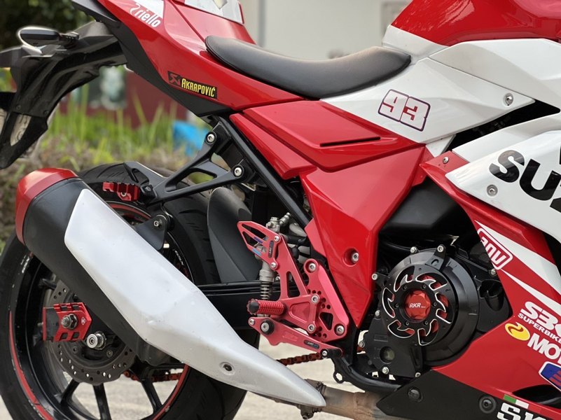 二手豪爵铃木GSX250R