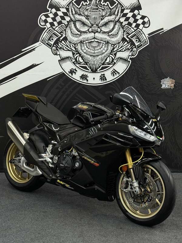 二手阿普利亚RSV4