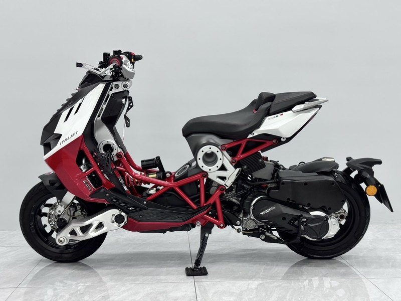 二手意塔杰特Dragster 200