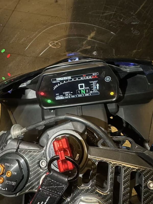 二手雅马哈YZF-R1